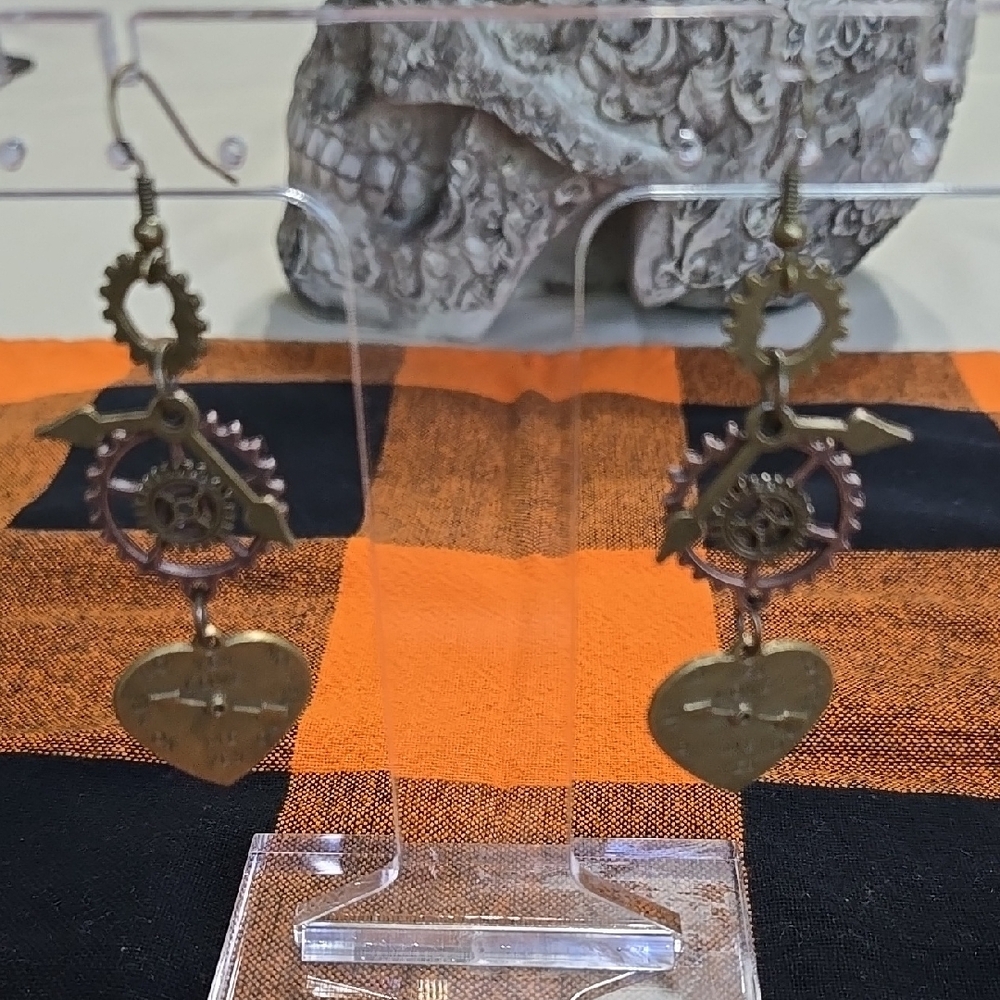 5 For $25! Host Pick! Steampunk Heart Gear Earrings - Picture 3 of 3